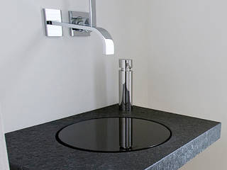 Design Waschtisch Granit baqua GmbH Manufaktur für Bäder Moderne Badezimmer Waschbecken