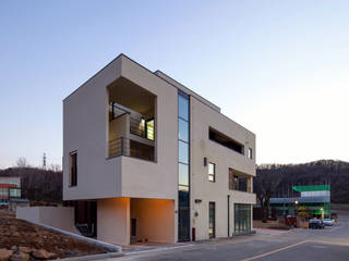 SONGCHU MAPLE HOUSE , IDEA5 ARCHITECTS IDEA5 ARCHITECTS 現代房屋設計點子、靈感 & 圖片