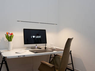 Design Studio "Adrian Vesenbeckh" mit LEICHTSINN Pendelleuchte, LIEHT – Die Lichtmanufaktur LIEHT – Die Lichtmanufaktur Study/office