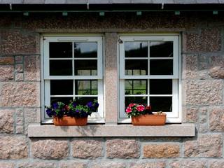 Laundry Cottage, Glen Dye, Banchory, Aberdeenshire, Roundhouse Architecture Ltd Roundhouse Architecture Ltd Fenster & Türen im Landhausstil