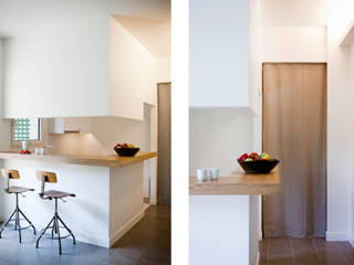 Grand studio, MELANIE LALLEMAND ARCHITECTURES MELANIE LALLEMAND ARCHITECTURES Modern Kitchen