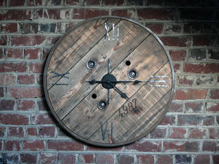 Horloge "Initio", Atelier du Parfond Atelier du Parfond Industrial style living room