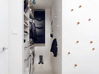 Apartament w Gdyni 2012, formativ. indywidualne projekty wnętrz formativ. indywidualne projekty wnętrz Гардеробная в стиле модерн
