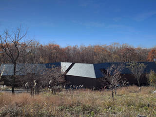 BROWNIE, 内田貴久建築設計事務所 内田貴久建築設計事務所 Moderne huizen