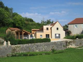 Extension et transformation d'une grange en logement à Labastide du Vert (46), LIARSOU et CONSTANT architectes DPLG LIARSOU et CONSTANT architectes DPLG Nowoczesne domy