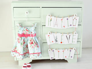 LiefsSlingers, LiefsLabel LiefsLabel Rustic style nursery/kids room