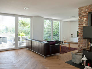 Umbau Einfamilienhaus in Düsseldorf, Architekturbüro J. + J. Viethen Architekturbüro J. + J. Viethen Living room