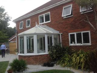Traditional Garden Room Project: modern  by ROCOCO, Modern   