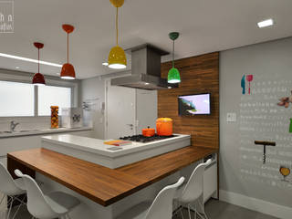 Cozinha Alegre e Sofisticada, Carolina Burin & Arquitetos Associados Carolina Burin & Arquitetos Associados 모던스타일 주방