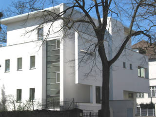 Neubau einer Privatklinik mit Laborräumen, Hundekehlestraße 32, 14199 Berlin-Wilmersdorf, AKP Architekten Kauschke + Partner AKP Architekten Kauschke + Partner Moderne Häuser