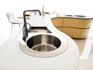 homify Nhà bếp phong cách hiện đại Sinks & taps