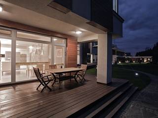 S-HOUSE , NefaProject NefaProject Modern balcony, veranda & terrace
