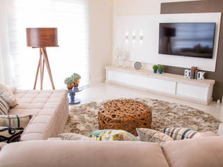 Projeto de Arquitetura de Interiores - Sala de Estar, Sarah & Dalira Sarah & Dalira Eclectic style living room