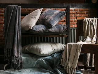 Mekong Nights collectie 15 - AAI made with love, AAI made with love AAI made with love Moderne woonkamers