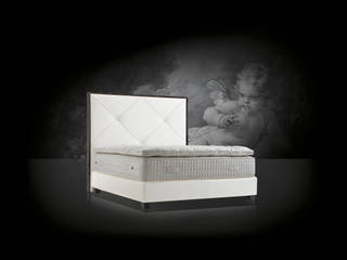 Orient Express by Treca Interiors Paris, Treca Interiors Paris Treca Interiors Paris Camera da letto in stile classico