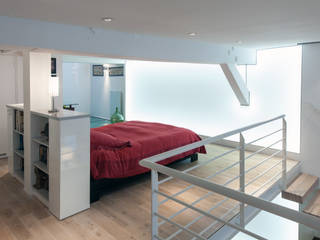 Un loft plus lumineux, Fables de murs Fables de murs غرفة نوم