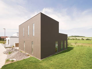 Das Kleine Schwarze, f m b architekten - Norman Binder & Andreas-Thomas Mayer f m b architekten - Norman Binder & Andreas-Thomas Mayer Casas de estilo minimalista