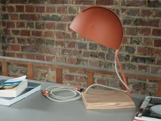 Lampe "FONDA" , Atelier du Parfond Atelier du Parfond Industrial style study/office