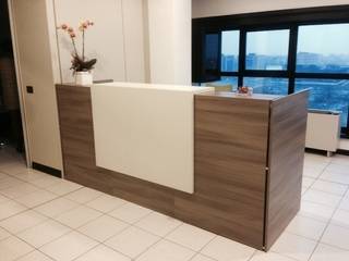 REALIZZAZIONE DI ZONA RECEPTION, ZETAOFFICE ZETAOFFICE Study/office