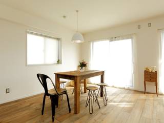 道三町の家, SWITCH&Co. SWITCH&Co. Rustic style dining room