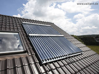 Solartechnik Hesselbach GmbH Moderne Häuser Himmel,Wolke,Gebäude,Fenster,Sonnenkollektor,Pflanze,Solarenergie,Leuchte,Haus,Holz