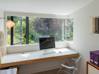 homify Modern study/office