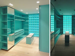 Haus E77, DIEKHANS BIEBER Architekten DIEKHANS BIEBER Architekten Closets modernos