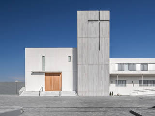 Real Monasterio de Santa Catalina de Siena, Hernández Arquitectos Hernández Arquitectos Casas modernas