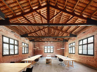 La fábrica, Pepe Gascón arquitectura Pepe Gascón arquitectura Industrial style study/office