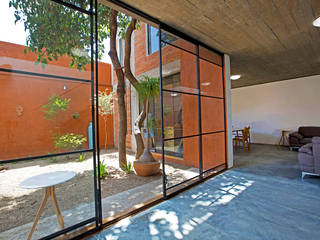 CASA XOCHIMILCO _ II, rOOtstudio rOOtstudio 現代房屋設計點子、靈感 & 圖片