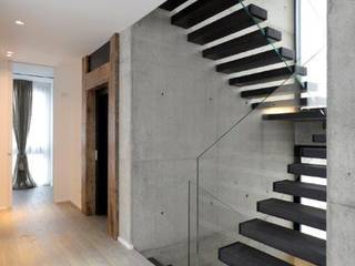 Scala di design a sbalzo made in italy [Cantilever stairs] , Interbau Interbau Minimalist house