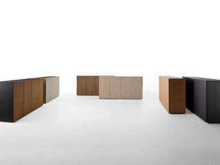 LEON Sideboard, CASAMANIA HORM FACTORY OUTLET CASAMANIA HORM FACTORY OUTLET Salas de estar modernas