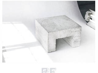 Stolik kawowy z litego betonu , ReNowe Art ReNowe Art Industrial style living room
