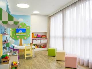 Brinquedoteca dos Sonhos - Sala de Estar Infantil, Carolina Burin & Arquitetos Associados Carolina Burin & Arquitetos Associados Modern nursery/kids room