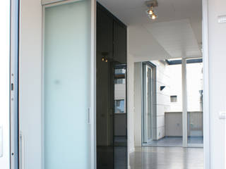Appartamento a Milano, Gaia Brunello | in-photo Gaia Brunello | in-photo Modern style doors