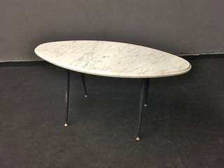 Table basse ovale en marbre et pied en métal des années 60’S , ANTIKARTDESIGN ANTIKARTDESIGN Інші кімнати