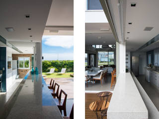 CASA VENTURA M22, SBARDELOTTO ARQUITETURA SBARDELOTTO ARQUITETURA Modern kitchen