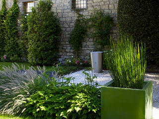 UN JARDIN CONTEMPORAIN, GARDEN TROTTER GARDEN TROTTER Modern garden