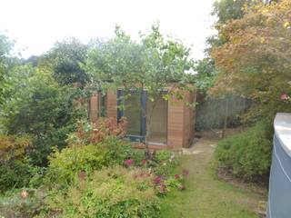 Malpas Project - Cornwall, Building With Frames Building With Frames Jardines modernos