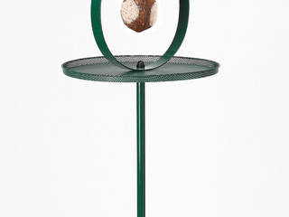 Contemporary Designer Bird Tables, Birdtables.org.uk Birdtables.org.uk モダンデザインの テラス