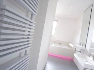 Kinderbadkamer Groningen, Studio Doccia Studio Doccia Minimalist bathroom