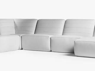 Modelo DOMINO de la marca Oruga, Grupo Temas V Grupo Temas V 客廳沙發與扶手椅