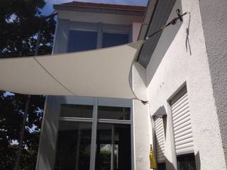 Sonnensegel - Sonnenschutz der Extraklasse, derraumhoch3 derraumhoch3 Modern Terrace