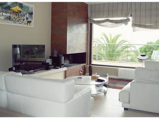 Beige, Cardellach Interior & Events Cardellach Interior & Events Mediterranean style living room