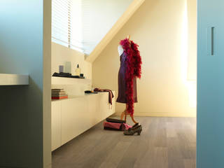 Eligna Laminate, Quick-Step Quick-Step Paredes y pisos de estilo moderno