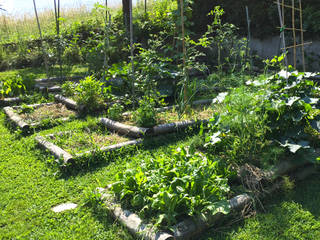 M+M Ti regalo un giardino, suingiardino suingiardino カントリーな 庭