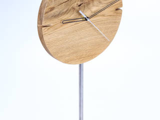 Clock with brushed and oiled oak "IO", Meble Autorskie Jurkowski Meble Autorskie Jurkowski Oficinas