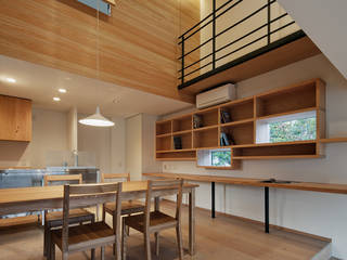 押部谷の家 コンパクトに楽しく住まう, 株式会社seki.design 株式会社seki.design Scandinavian style dining room