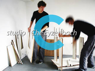 Start It Up!, studio Che Eyzenbach studio Che Eyzenbach Salones minimalistas