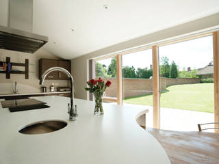 Mode Kitchen in Anthracite Oak Designed by Duncan Brown, Stoneham Kitchens Stoneham Kitchens Dapur Modern